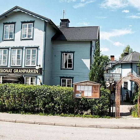 Hotel Pensionat Granparken Norrtalje Ngoại thất bức ảnh
