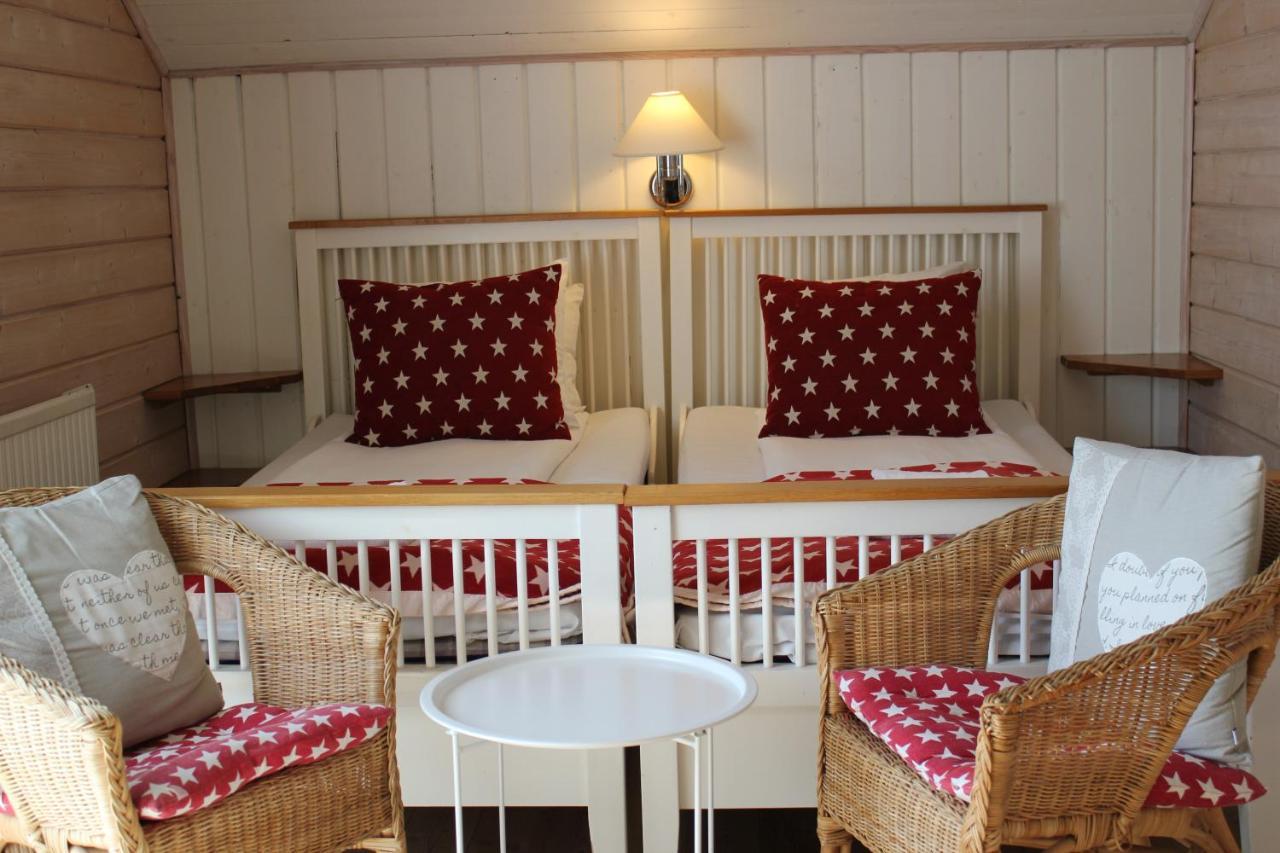 Hotel Pensionat Granparken Norrtalje Ngoại thất bức ảnh