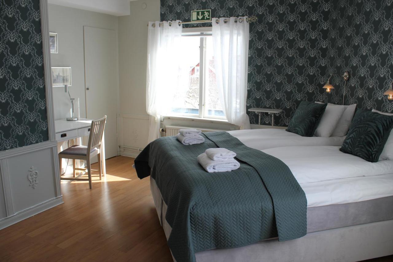 Hotel Pensionat Granparken Norrtalje Ngoại thất bức ảnh